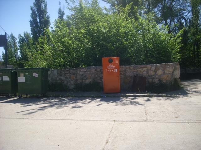Instalación de contenedores para la recogida de aceite vegetal doméstico usado en los municipios de la Comarca Nordeste de Segovia