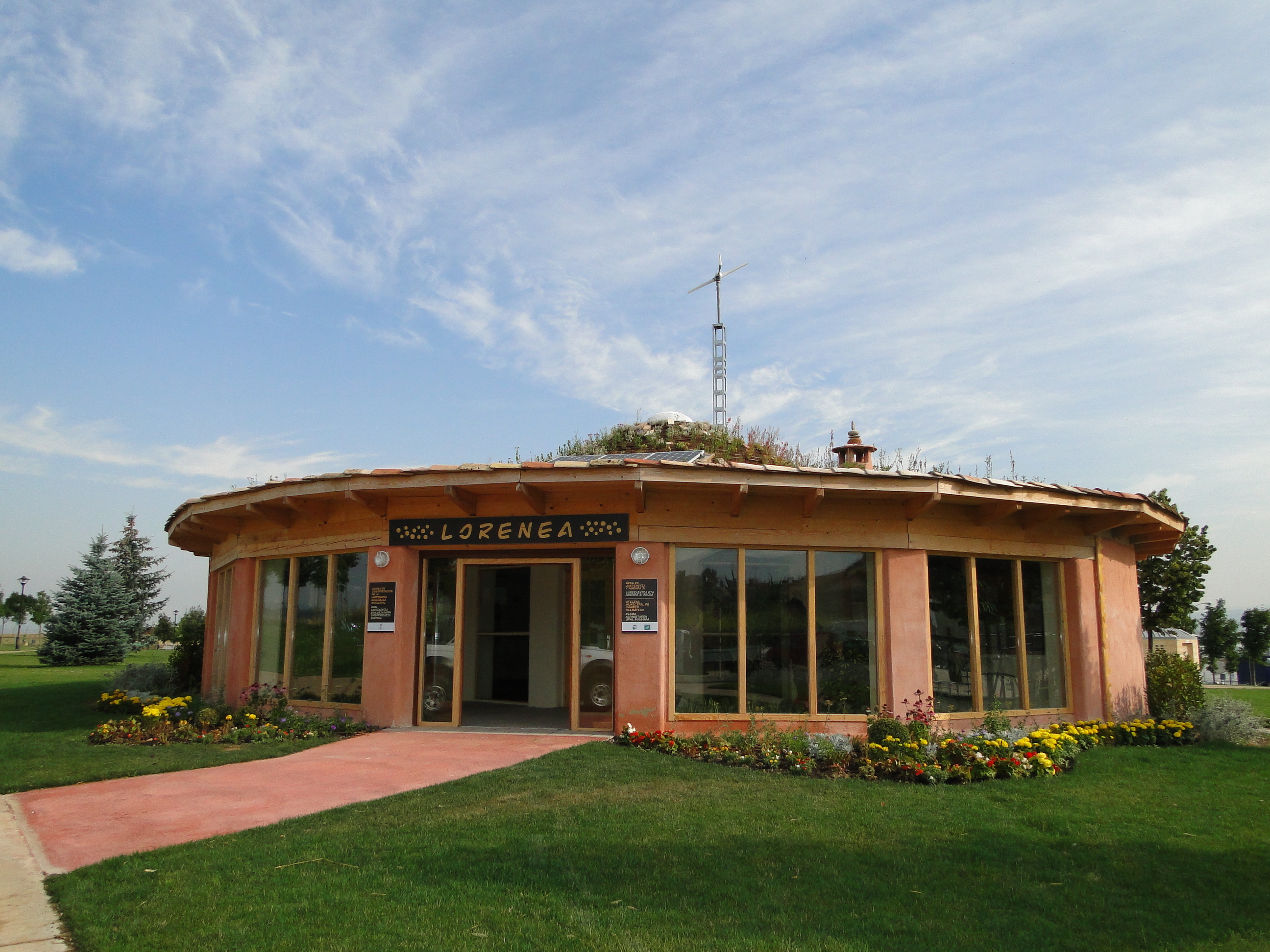 Edificio sumidero de CO2-Nueva sede de la oficina municipal de cambio climtico, rea de jardinera y agenda 21